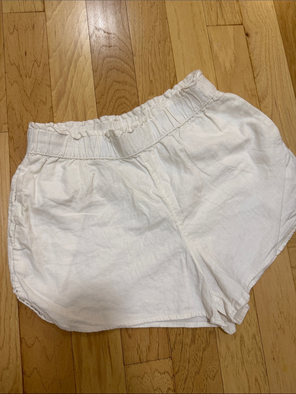Universal Thread White Elastic-Waist Linen-Blend Athletic Shorts